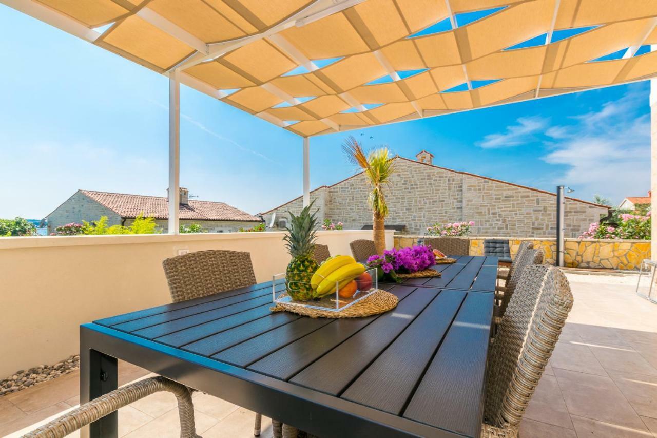 Villa Sunset Medulin Exterior photo